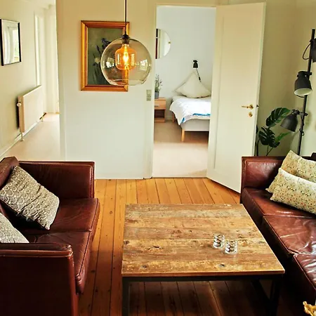 Дом отдыха Amazing In Rudkobing With 6 Bedrooms And Wifi *
