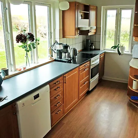 Amazing In Rudkobing With 6 Bedrooms And Wifi Дом отдыха